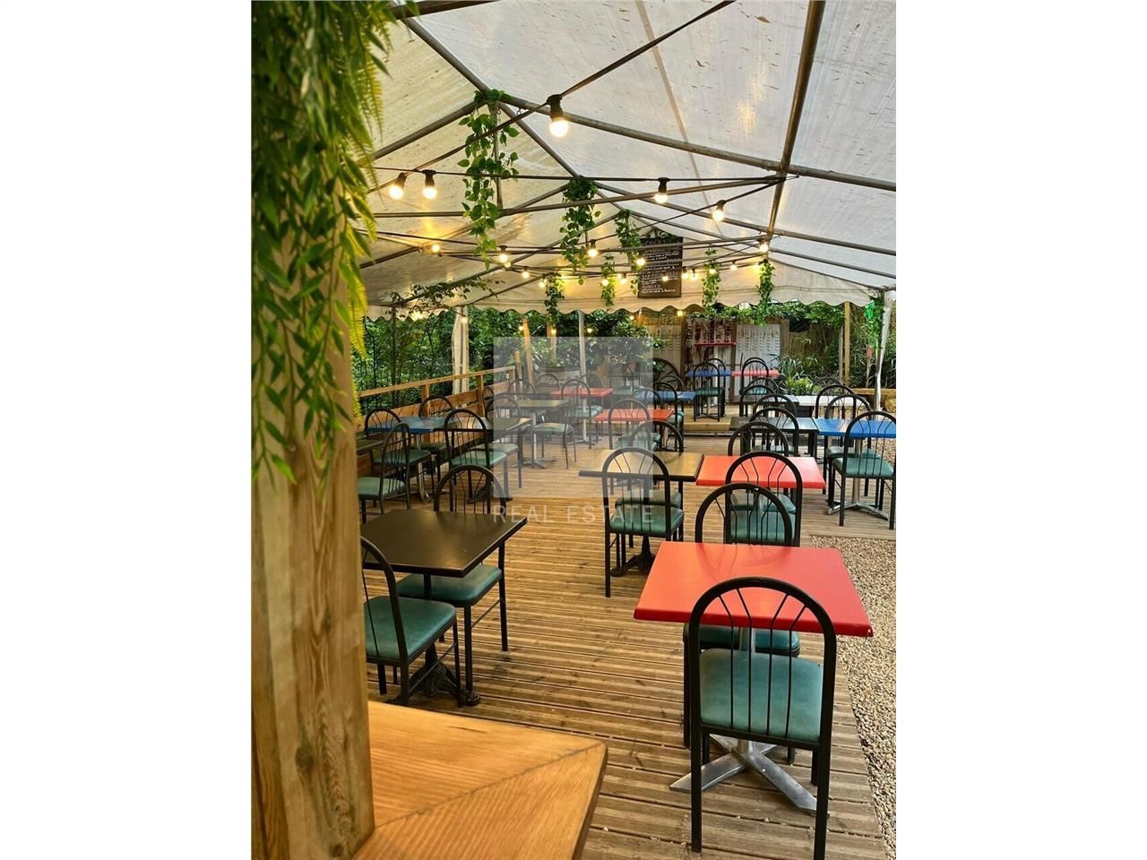 Vente local commercial 105 m² non divisibles