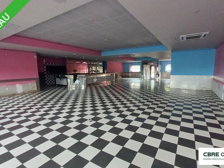 MISEREY SALINES - Zone VALENTIN - Cellule commerciale de 500 m² à louer