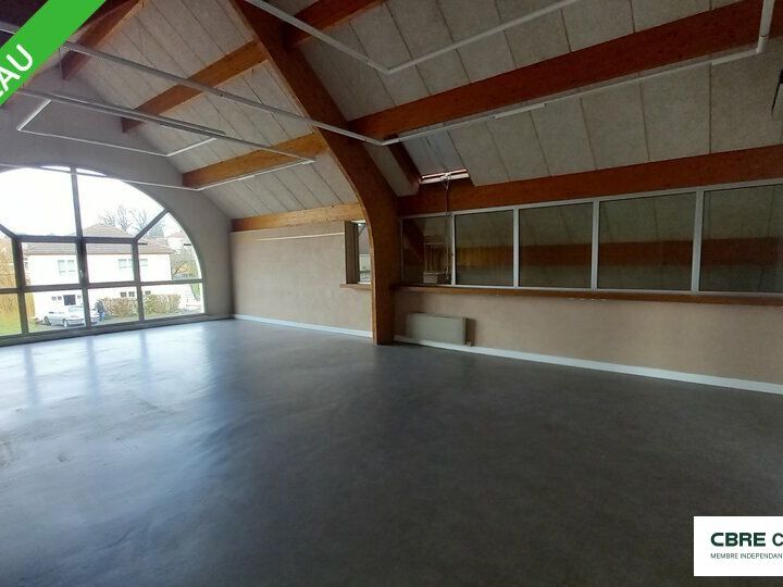 2 bâtiments de 1 000 m²-VILLETTE LES DOLE