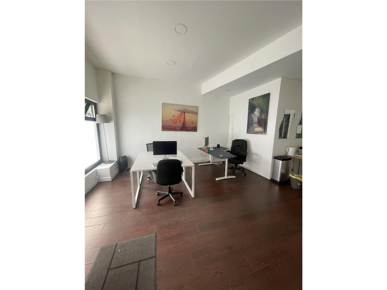 Location local commercial 124 m² à Paris