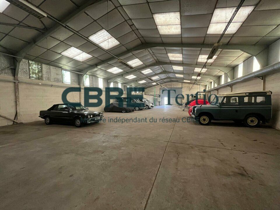 Vente entrepot 500 m² non divisibles