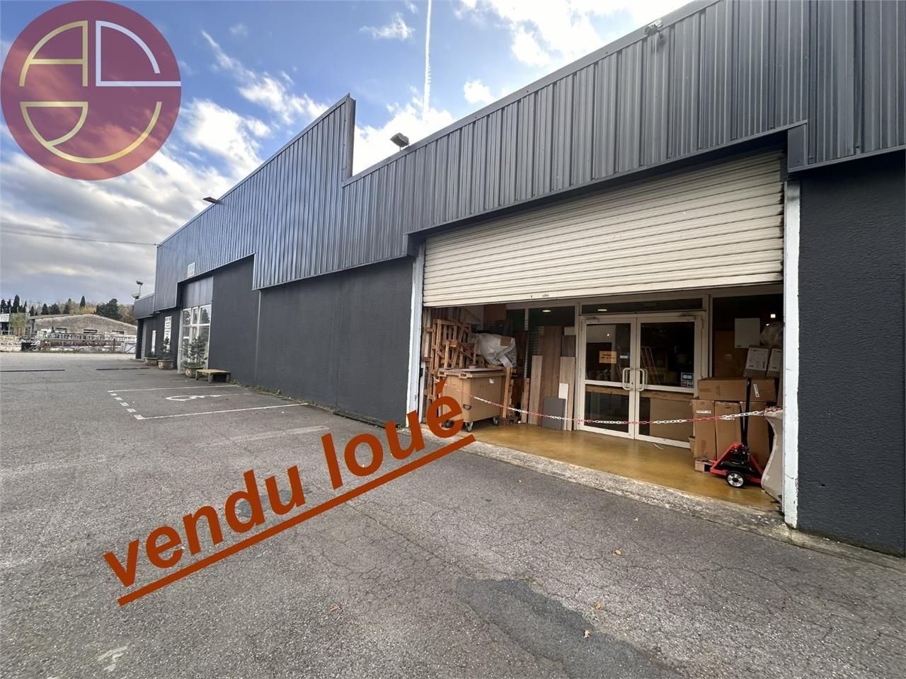 Vente local commercial 1015 m² à CASTELNAUDARY