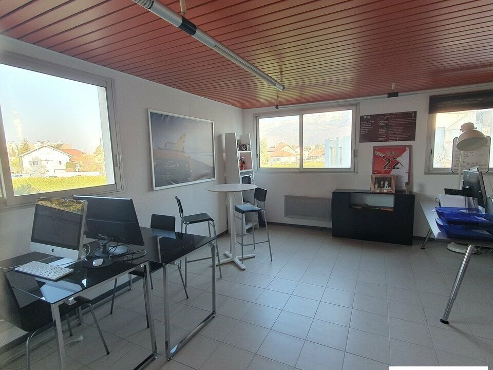 Location bureaux 95 m² non divisibles