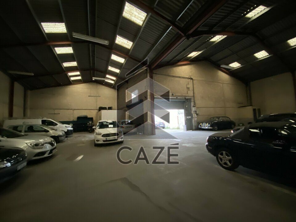 ENTREPOT A VENDRE PROCHE GARE 