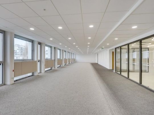 Location bureaux 1001 m² divisibles à partir de 429 m²