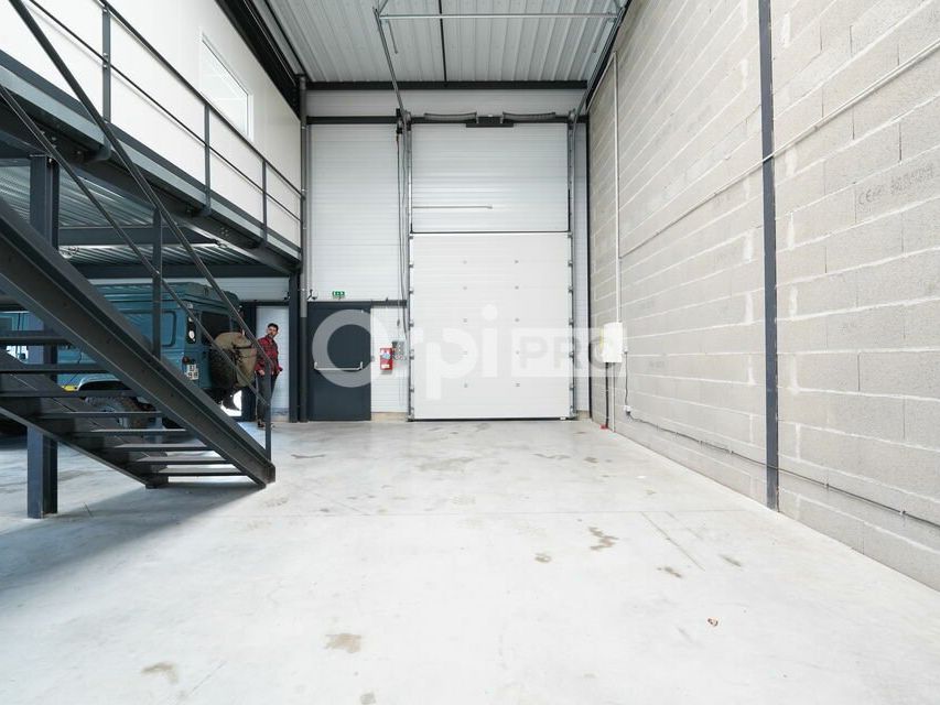 LOCAL D'ACTIVITÉ A VENDRE OU A LOUER - GENAY - IMMEDIATEMENT