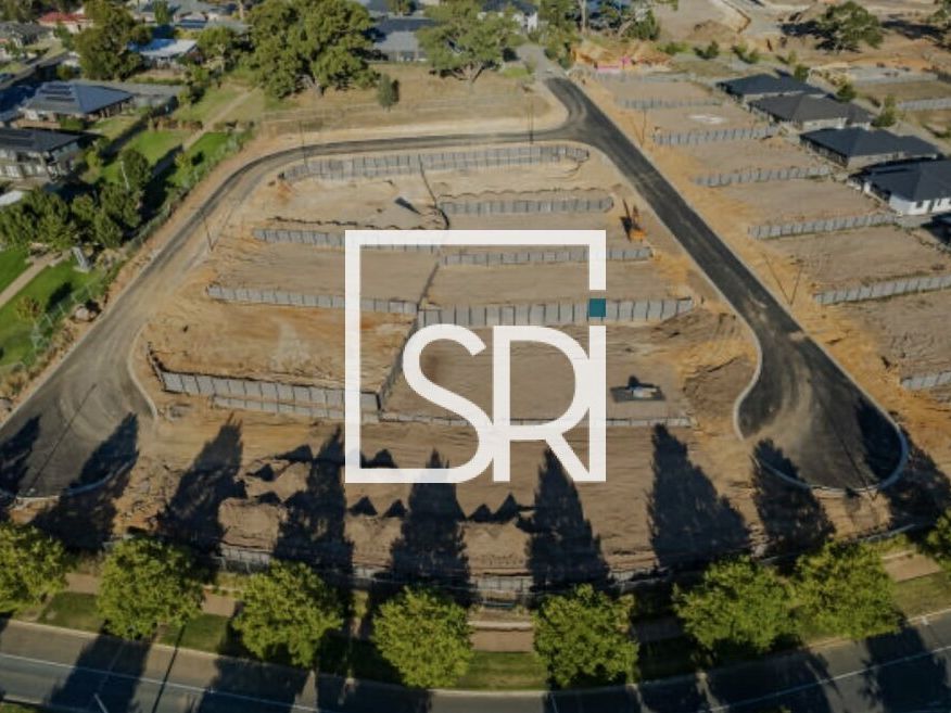 EMPLACEMENT N°1 - VENTE TERRAIN 14 000 m²  - 03300 CUSSET