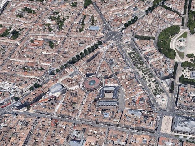 A LOUER LOCAL COMMERCIAL TRIANGLE D'OR