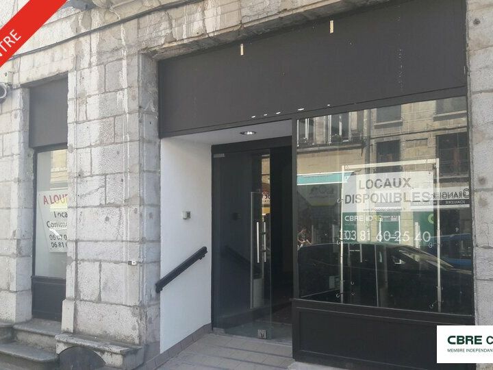 Location local commercial 160 m² non divisibles