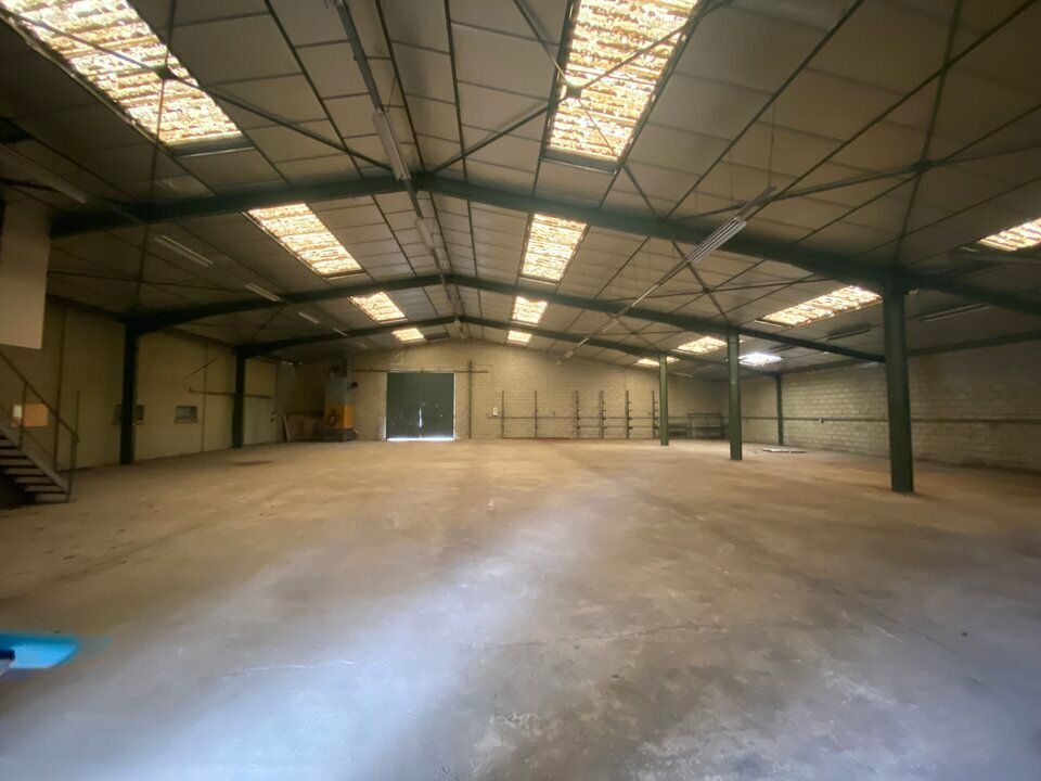 A LOUER LOCAL D'ACTIVITE 730 m² - (31550) CINTEGABELLE