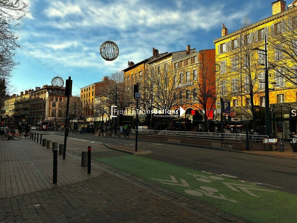 A CEDER DROIT AU BAIL LOCAL COMMERCIAL DE 47M² HYPER CENTRE VILLE TOULOUSE