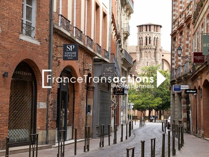 BEAU LOCAL COMMERCIAL DE  72 M² CARMES / LANGUEDOC 31000 TOULOUSE