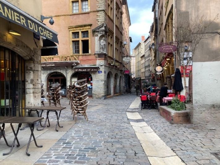 Local de 70 m² en cession de droit au bail à Lyon 5