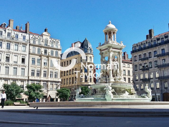 Location local commercial 50 m² non divisibles