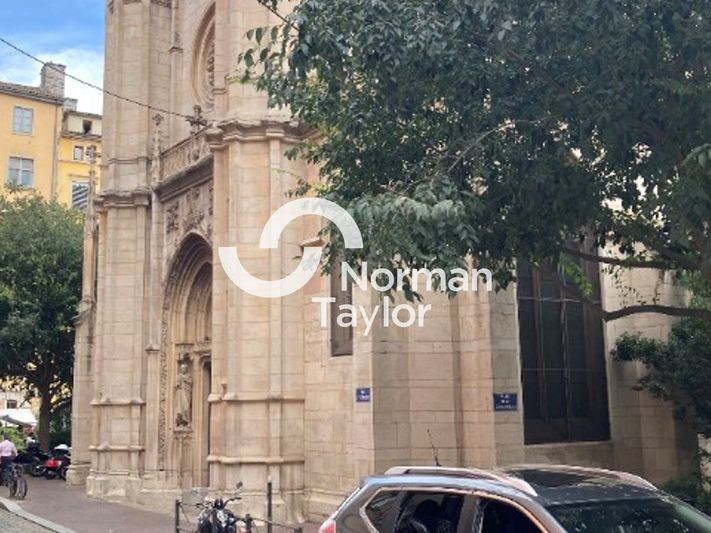 Location local commercial 33 m² non divisibles