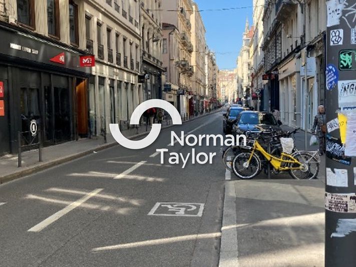 Location local commercial 170 m² non divisibles