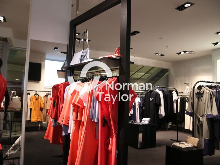 Location local commercial 65 m² non divisibles