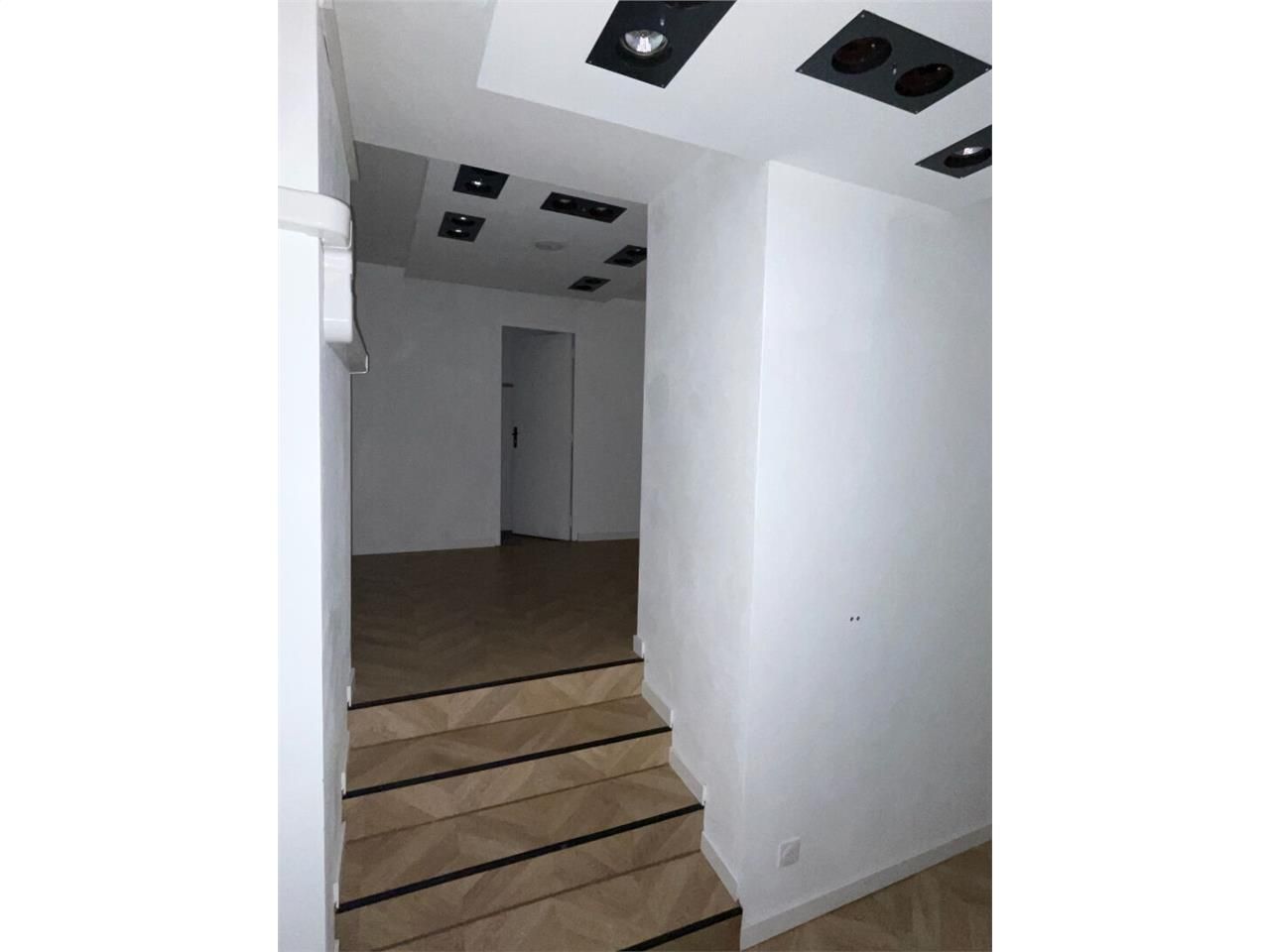 Location local commercial 38.00 m² à LIMOGES