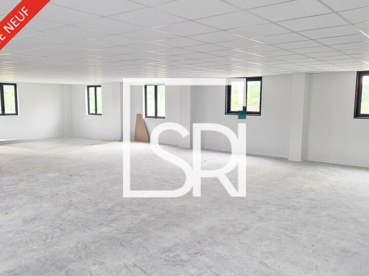 NEUF - LOCATION LOCAL D'ACTIVITÉ / BUREAUX - LOT4 de 323 m2 - ZI LE BREZET - 63000 CLERMONT-FERRAND