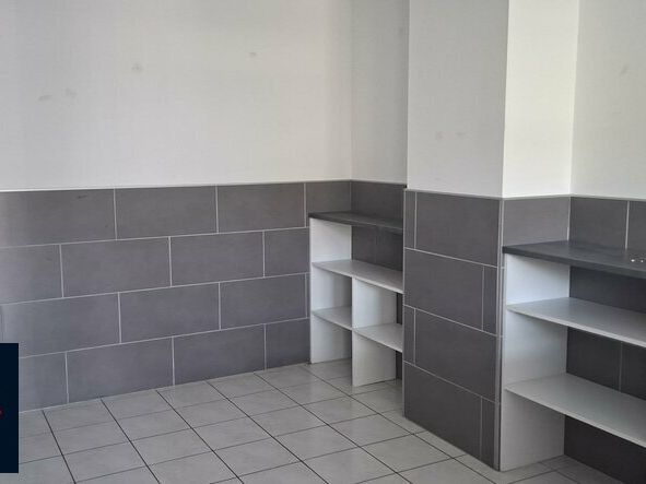 Local commercial avec vitrine à louer Trignac par Atlantique Expansion Pro