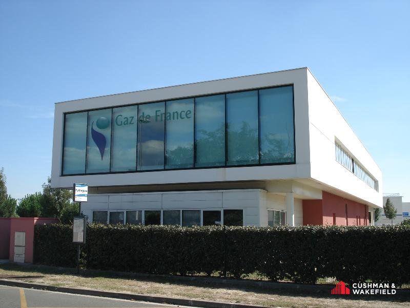 Location bureaux 482.39 m² non divisibles