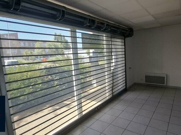 Local commercial avec vitrine à louer Trignac par Atlantique Expansion Pro