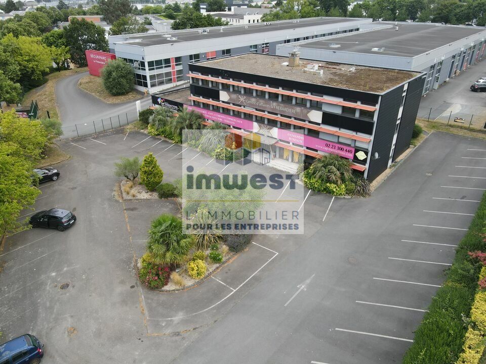 Vente bureaux 1109 m² non divisibles