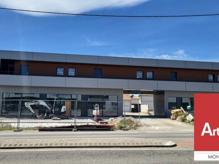 MONTÉLIMAR - À LOUER – LOCAL COMMERCIAL NEUF DE 309 m² - DISPONIBILITÉ IMMÉDIATE