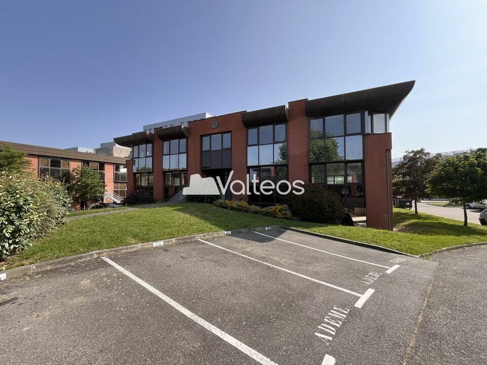 Location bureaux 720 m² non divisibles