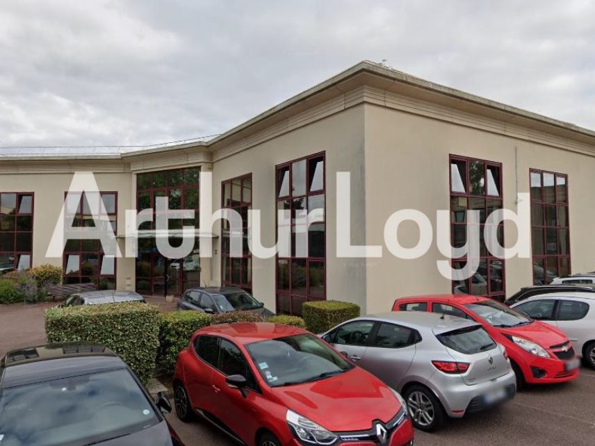 Location bureaux 940.00 m² à CAEN