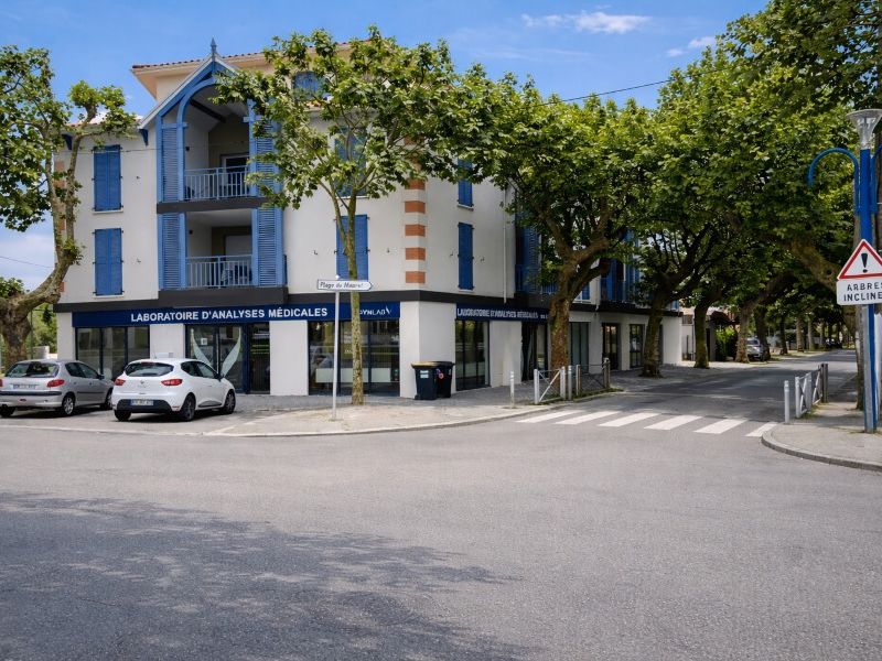 Vente local commercial 112 m² non divisibles