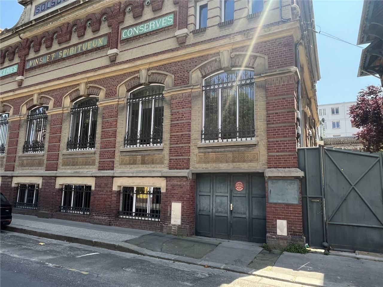 Location local commercial 240 m² à Fécamp