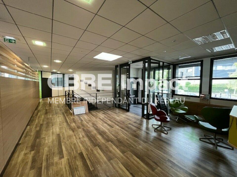 Location bureaux 800 m² divisibles à partir de 240 m²