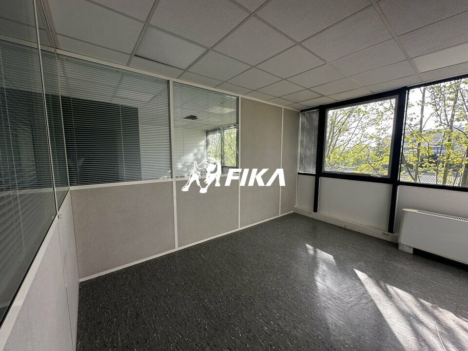 A LOUER BUREAUX 185 m² - (31670) LABEGE