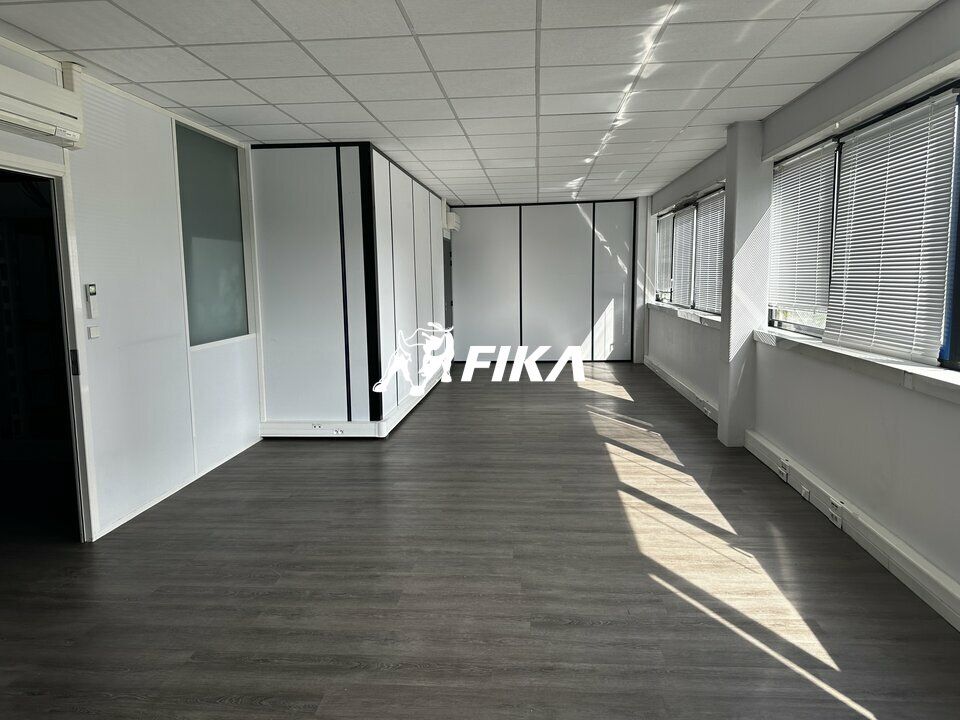 A LOUER BUREAUX 493 m² - (31670) LABEGE