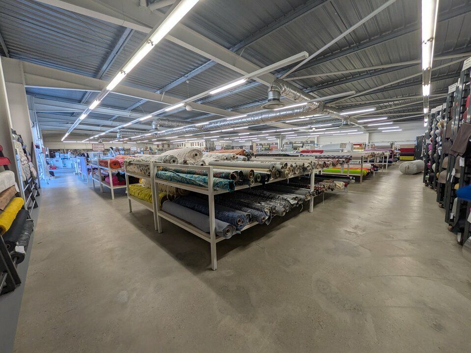 Local commercial à louer d'environ 1078m²