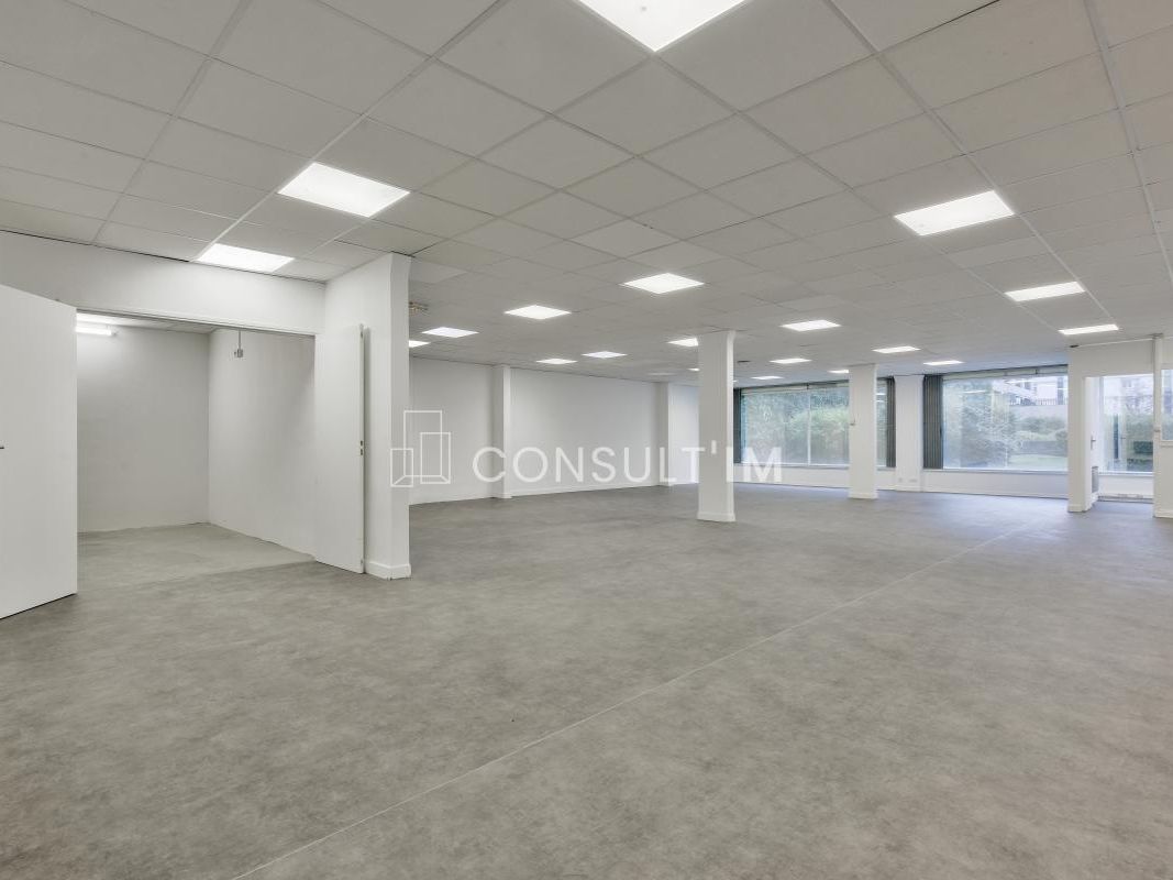 Location bureaux 275 m² non divisibles