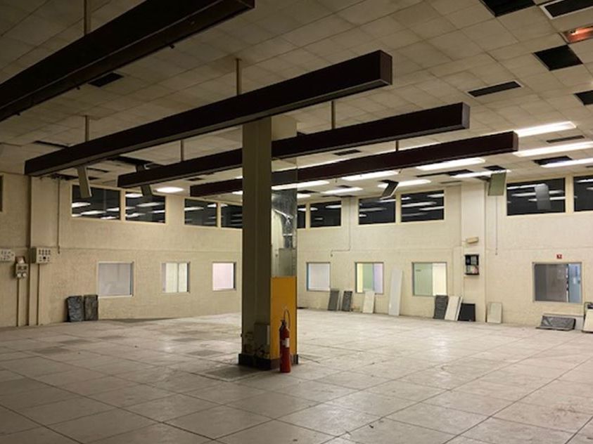 Vente entrepôts 1596 m² divisibles à partir de 430 m²