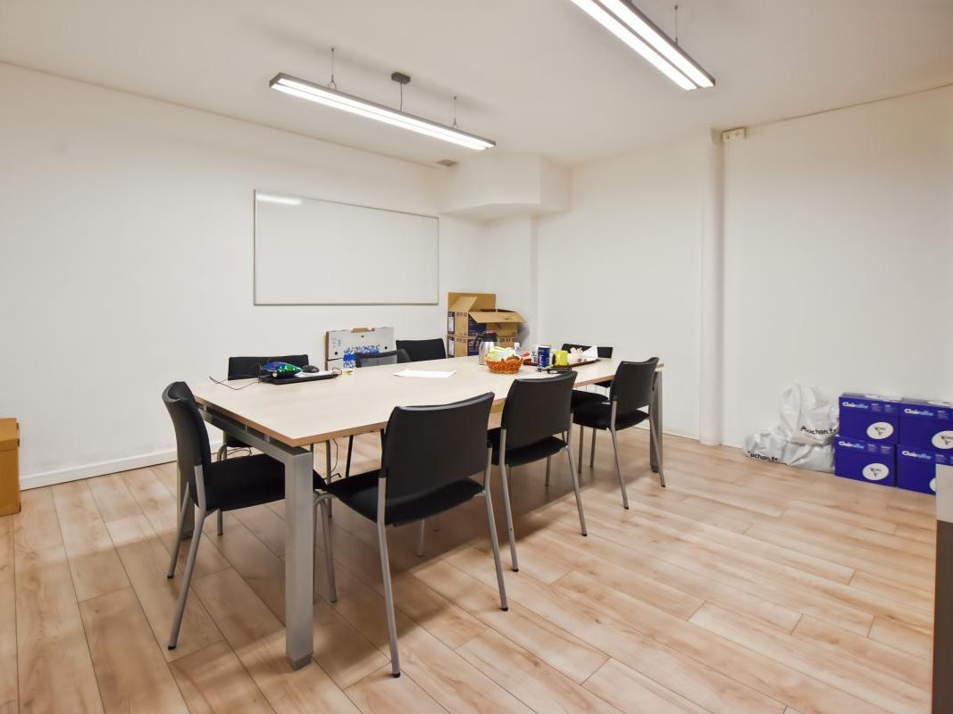 Location bureaux 120 m² non divisibles