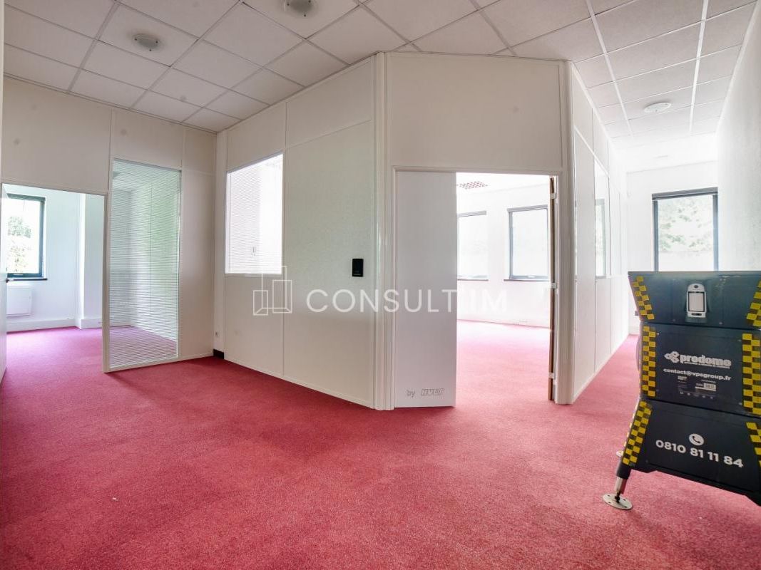 Vente bureaux 271 m² non divisibles