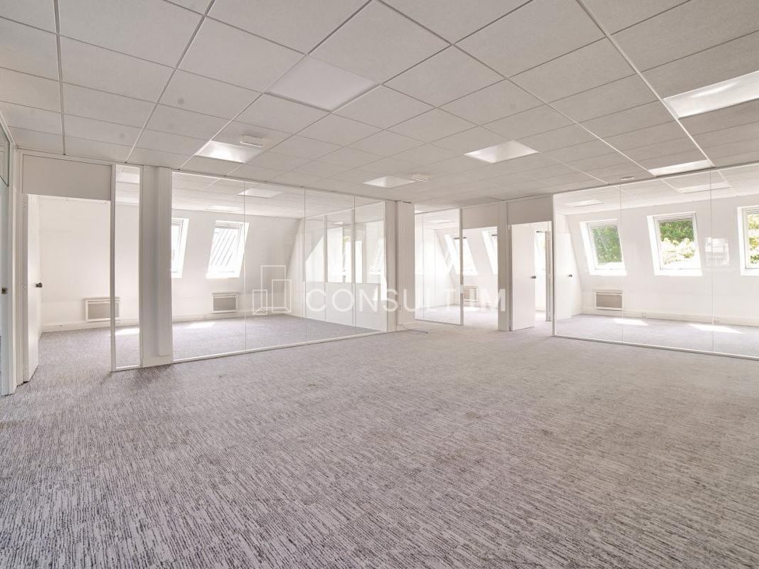 Vente bureaux 227 m² non divisibles