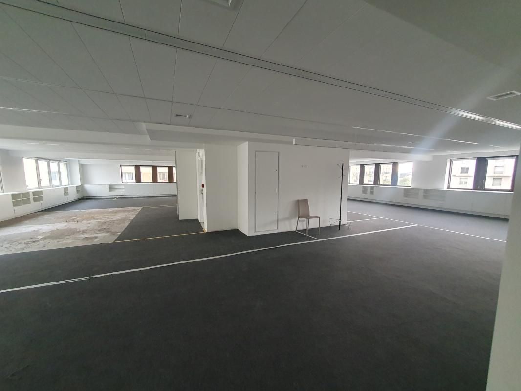 Vente bureaux 288 m² non divisibles
