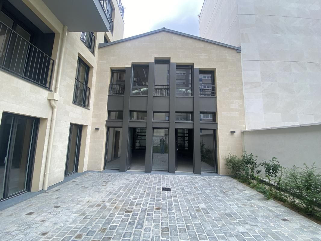 Vente bureaux 108 m² non divisibles