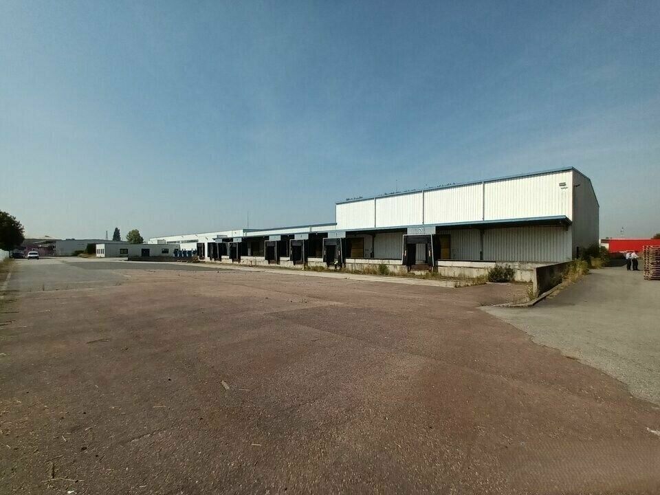 Vente entrepot 4715 m² non divisibles