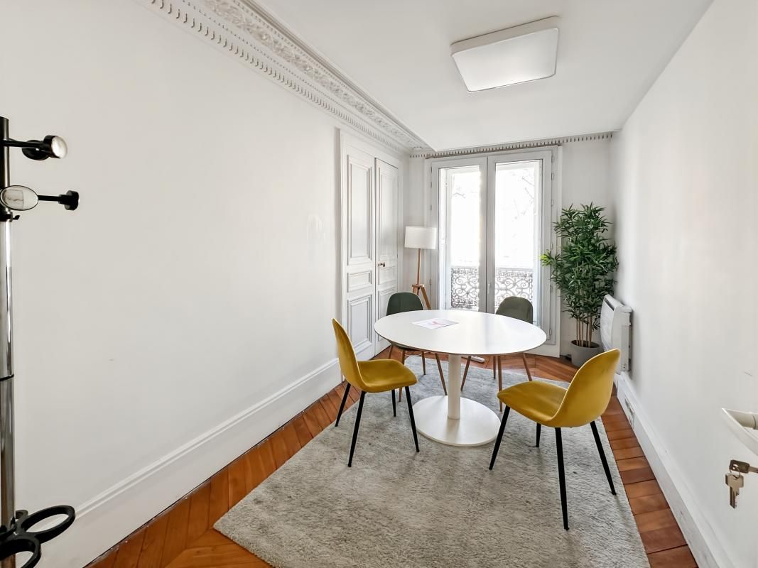 Location bureaux 241 m² non divisibles