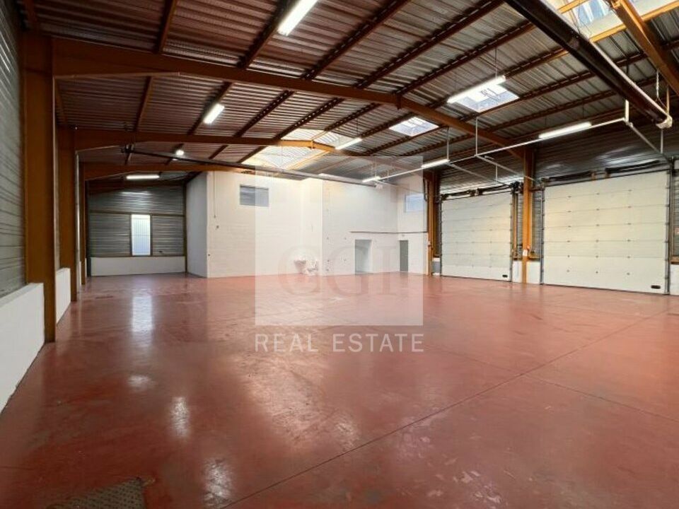 À LOUER – LOCAL D'ACTIVITÉS INDÉPENDANT AVEC BUREAUX – VENISSIEUX