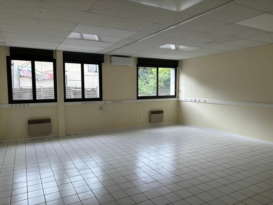 IMMEUBLE INDEPENDANT A LA VENTE