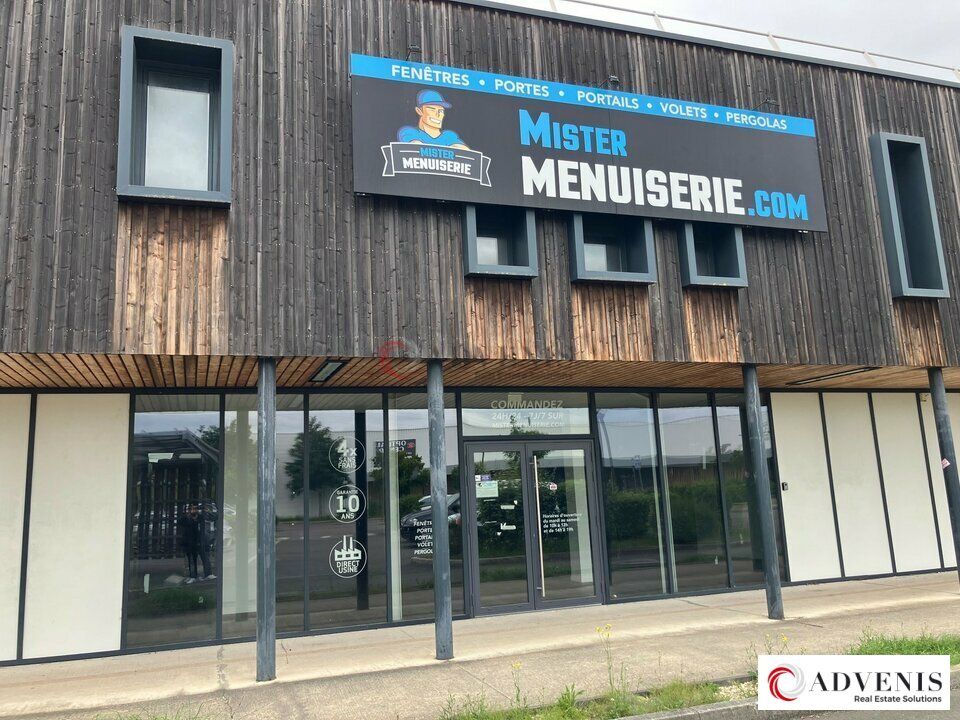 Location local commercial 446 m² non divisibles
