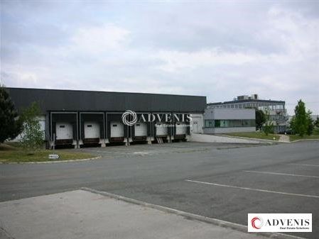 A LOUER - ENTREPOT 8 QUAIS - 2500 m²