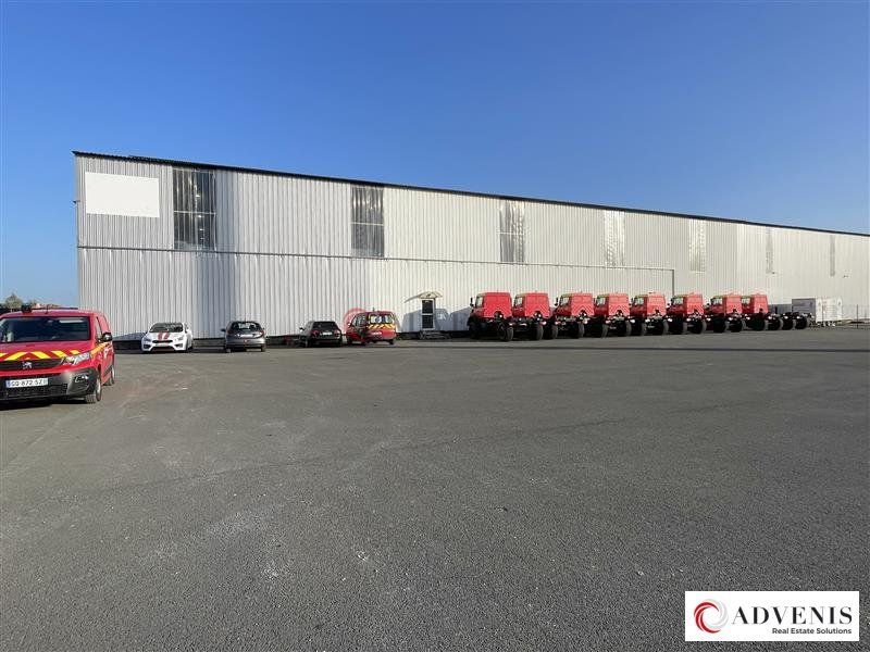 A LOUER - BATIMENT D'ACTIVITE 1200 M² AVEC 1400 M² DE SURFACE EXTERIEURE - PROCHE A10